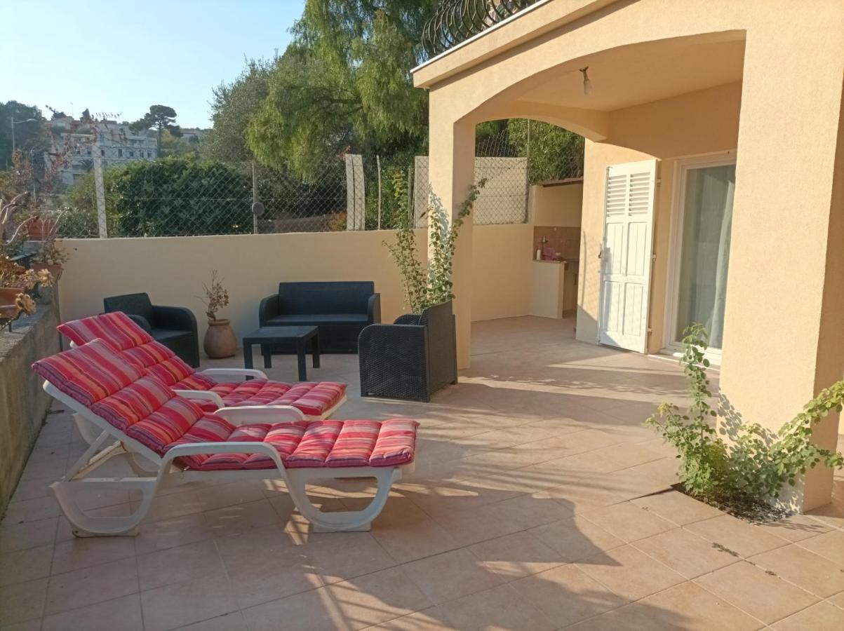 Tres Bel Appartement Entier Proche De La Mer 2 Chambres 1 Salon 발로리스 외부 사진
